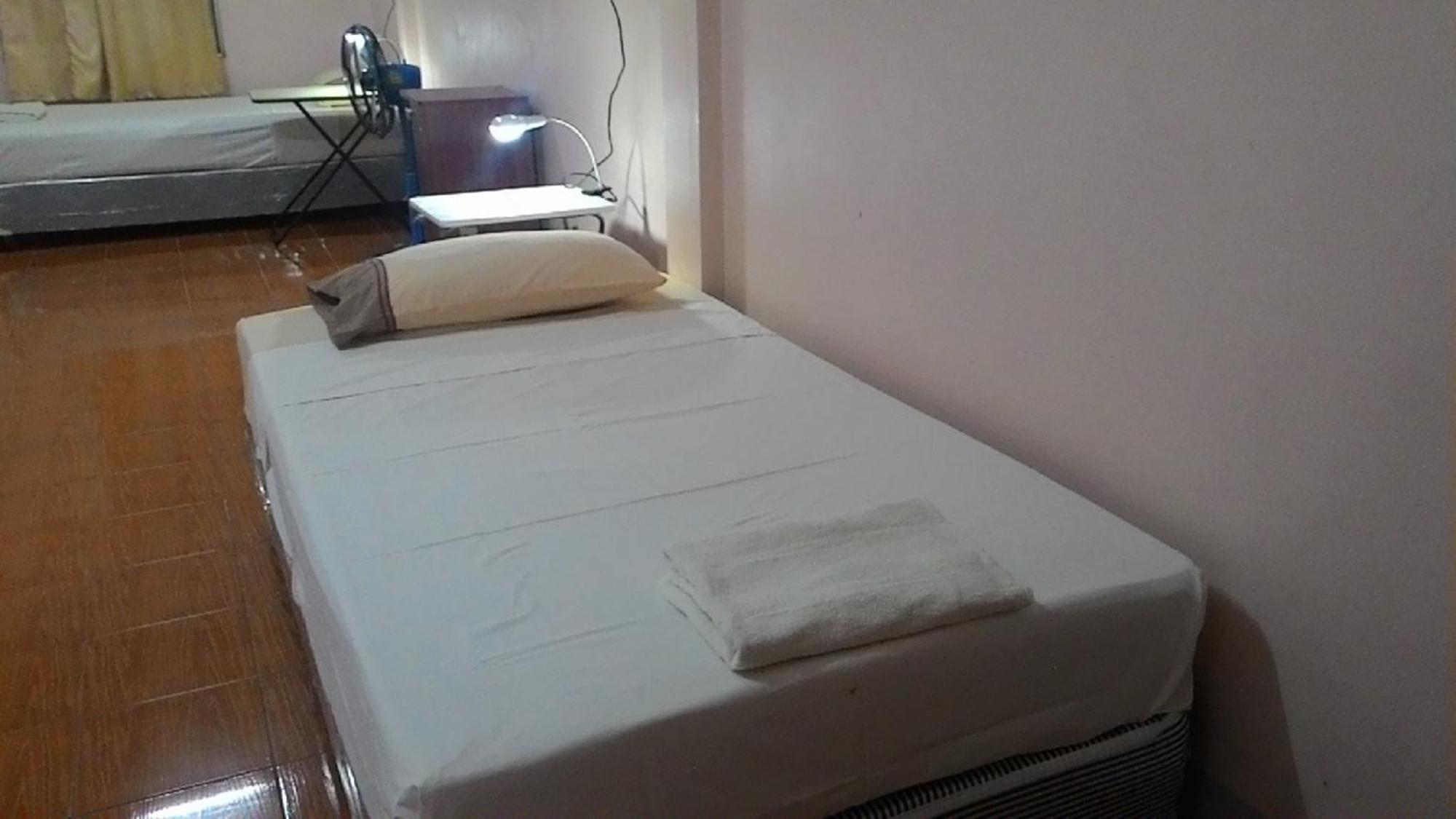 D'S Corner & Guesthouse Phuket Kamer foto
